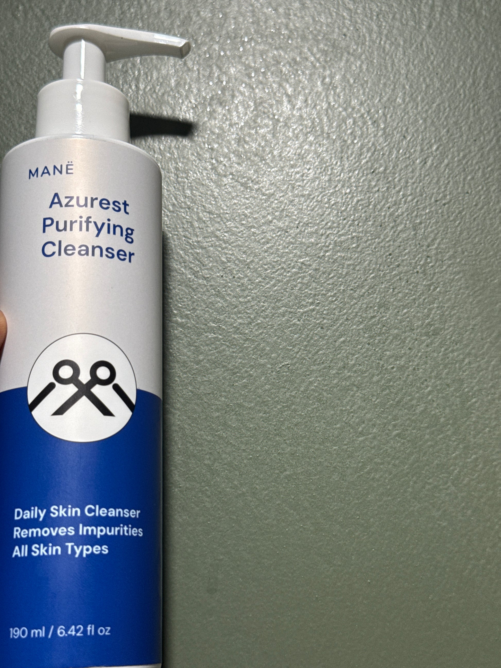 Azurest Purifying Facial Cleanser for Sensitive Skin MANË